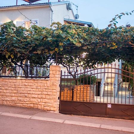 Wellness Studio D'Or - Exclusive New Apartment With Whirlpool, Sauna, Sunny Terrace, Private Parking Poreč Eksteriør billede