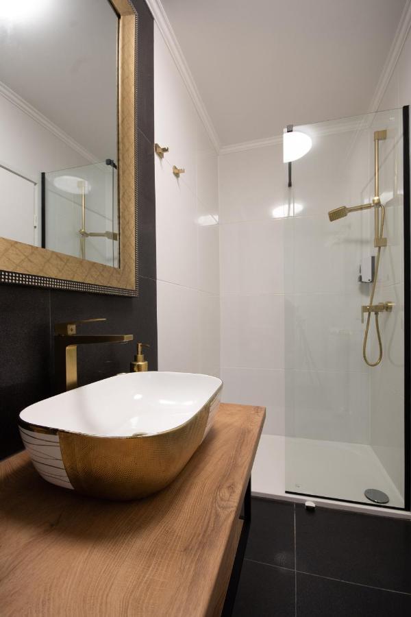 Wellness Studio D'Or - Exclusive New Apartment With Whirlpool, Sauna, Sunny Terrace, Private Parking Poreč Eksteriør billede