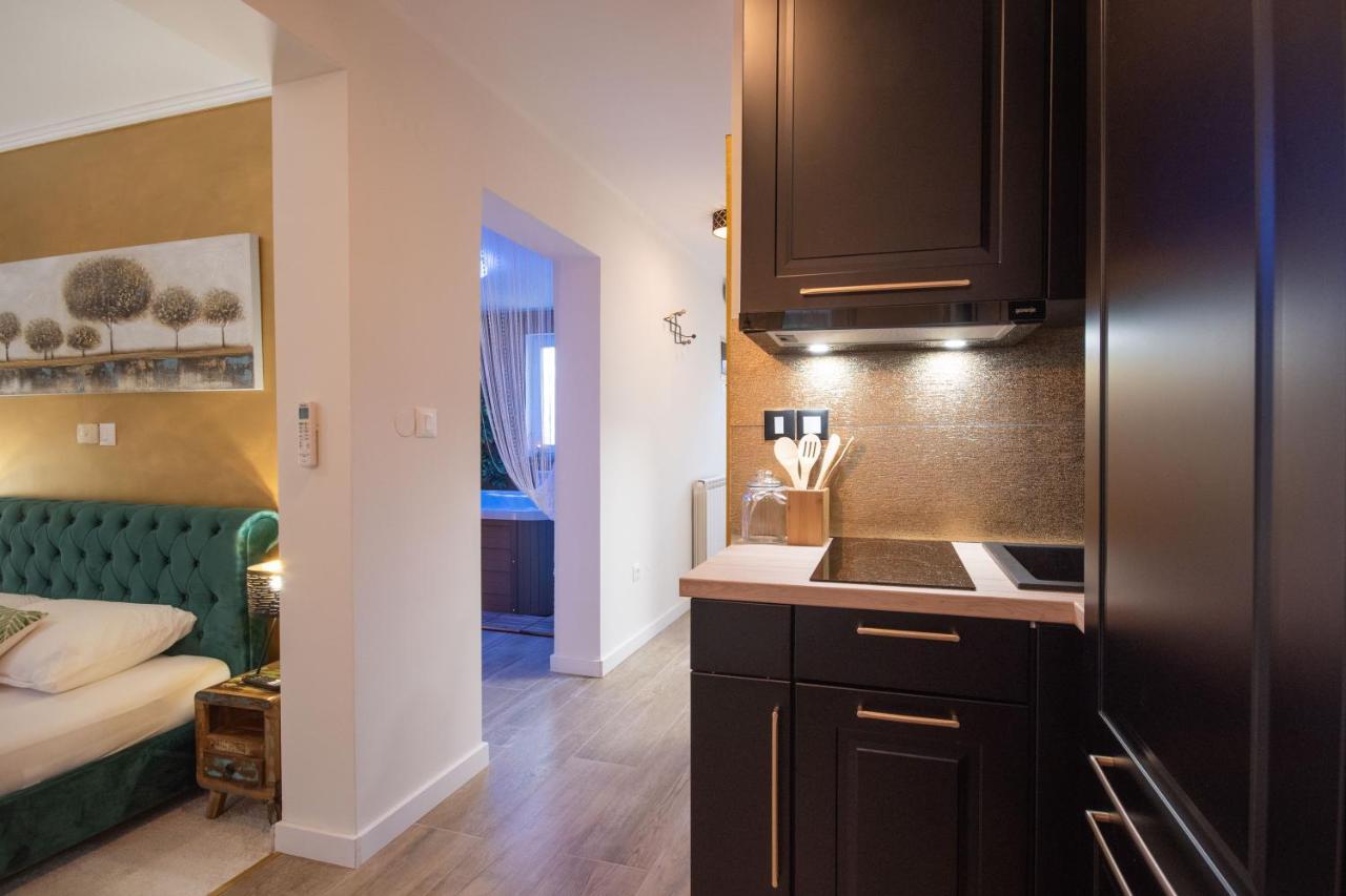 Wellness Studio D'Or - Exclusive New Apartment With Whirlpool, Sauna, Sunny Terrace, Private Parking Poreč Eksteriør billede