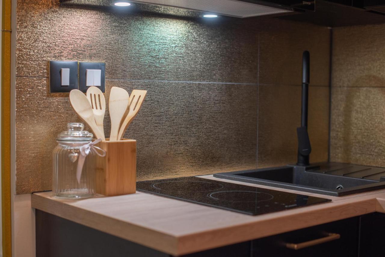 Wellness Studio D'Or - Exclusive New Apartment With Whirlpool, Sauna, Sunny Terrace, Private Parking Poreč Eksteriør billede